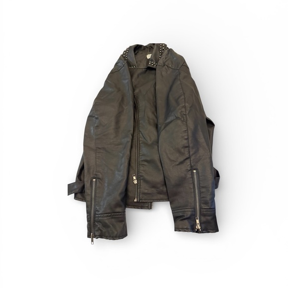 Women's Black Studded Leather Jacket - Picture 2 of 9